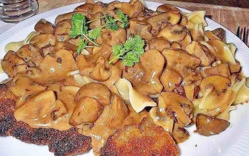 jagerschnitzel mit spatzle furs abendessen 800x500 1