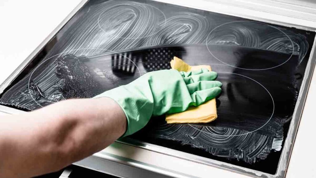 les meilleurs remedes naturels pour se debarrasser des taches sur les plaques a induction ou en vitroceramique